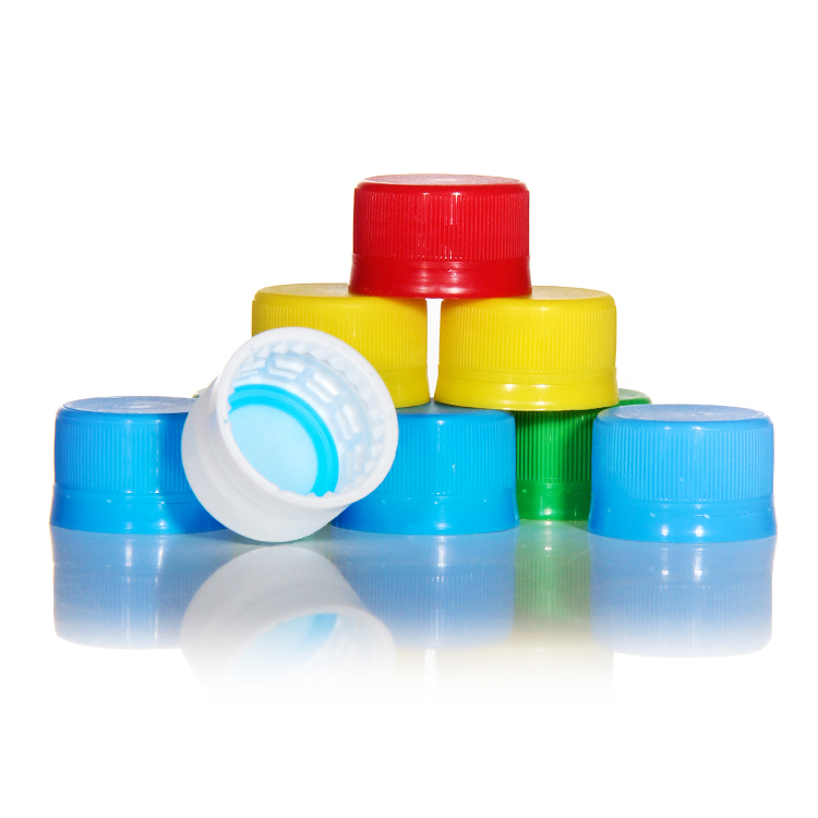 Closures and Liners Shortage: What’s Happening and What to Expect